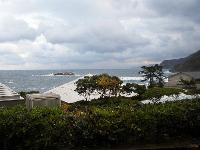 ホテルから見た日本海風景